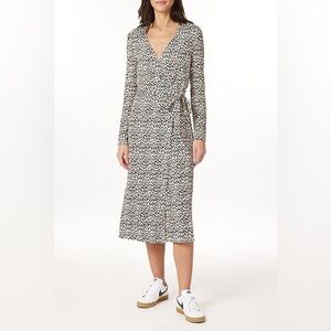 Long sleeve knit dress abstract dots. Size L BNWT